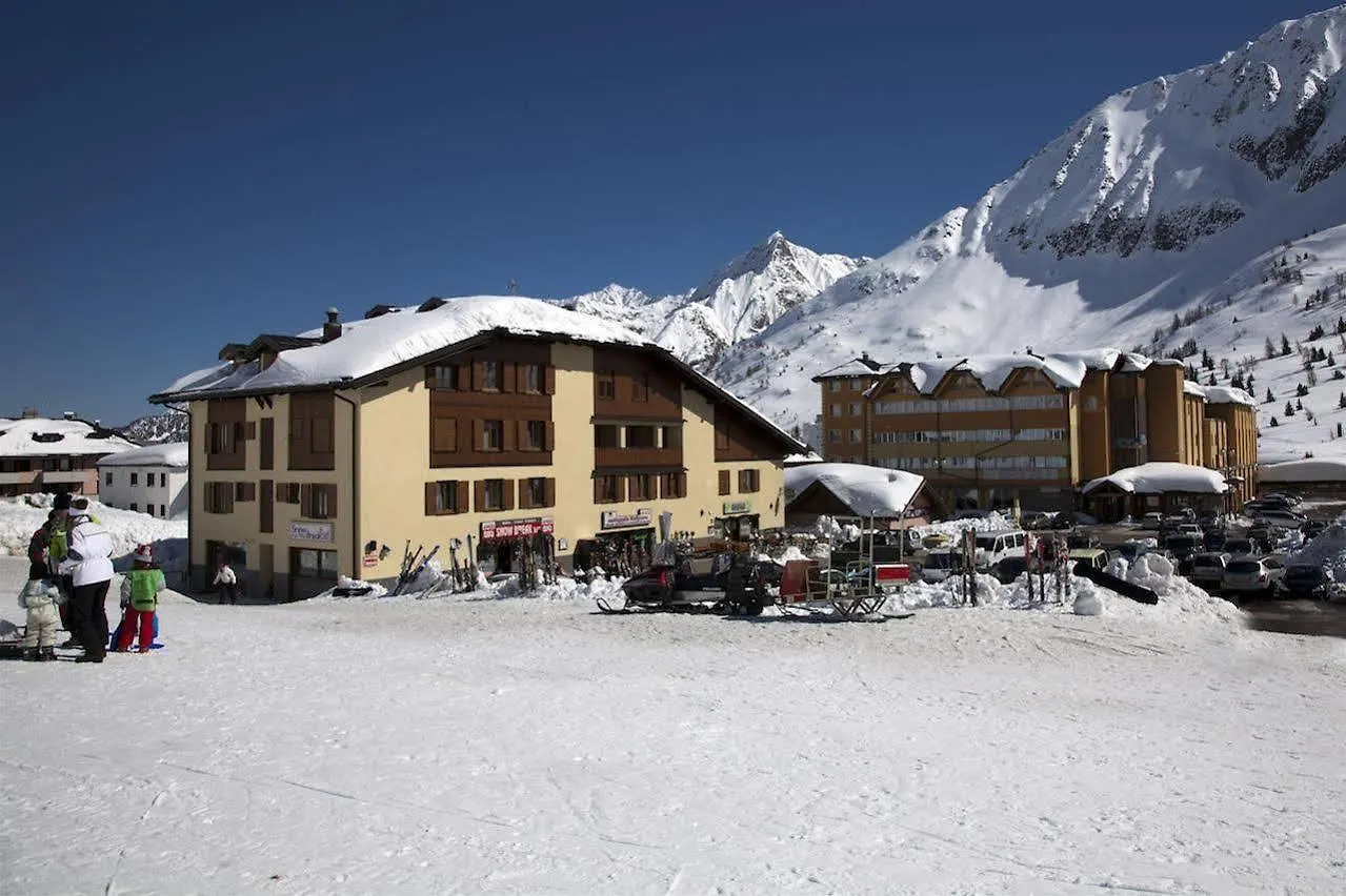 Residence Redivalle Passo del Tonale Aparthotel